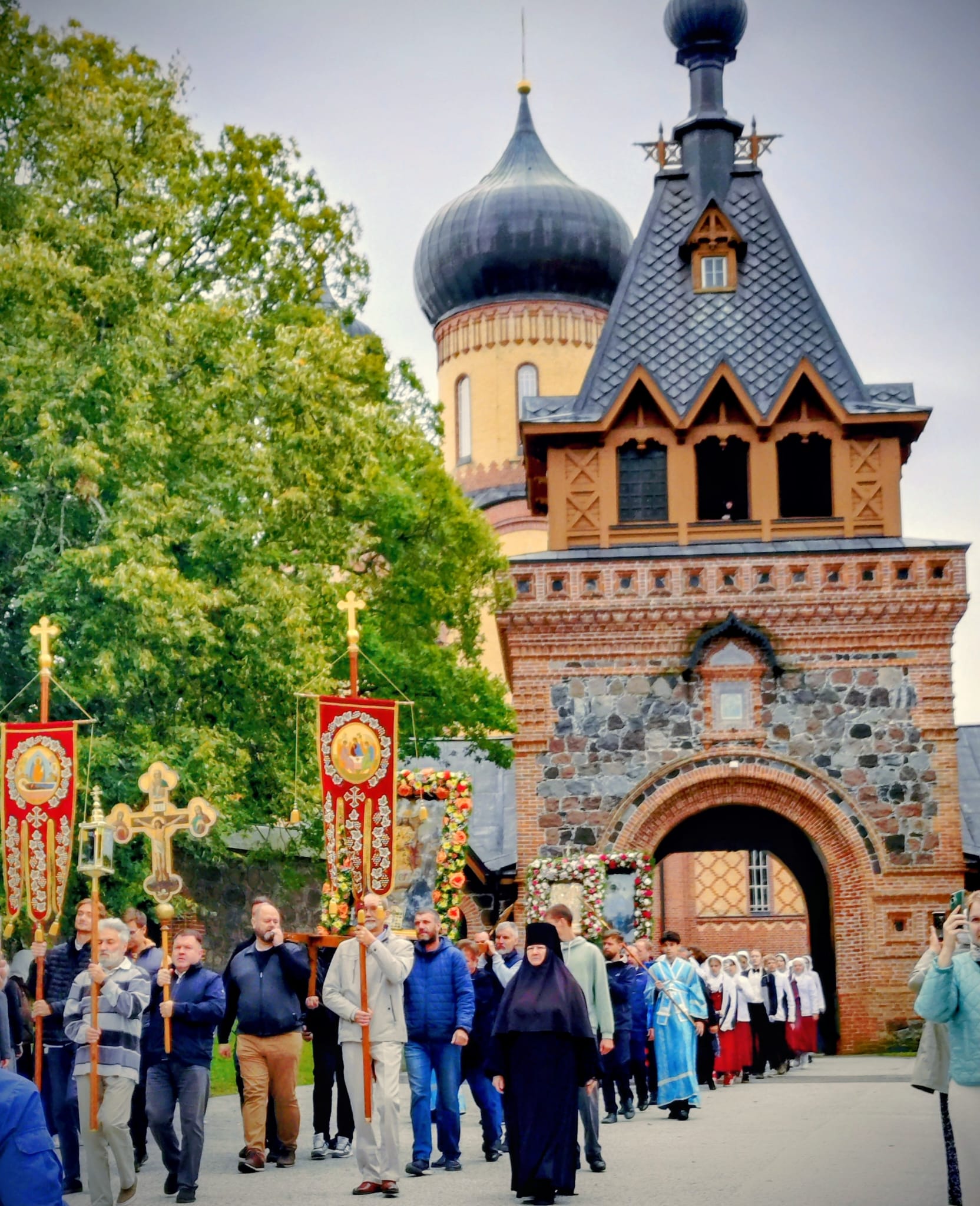 c356fb8b c283 4ecf 99d9 aab0c30c9c04